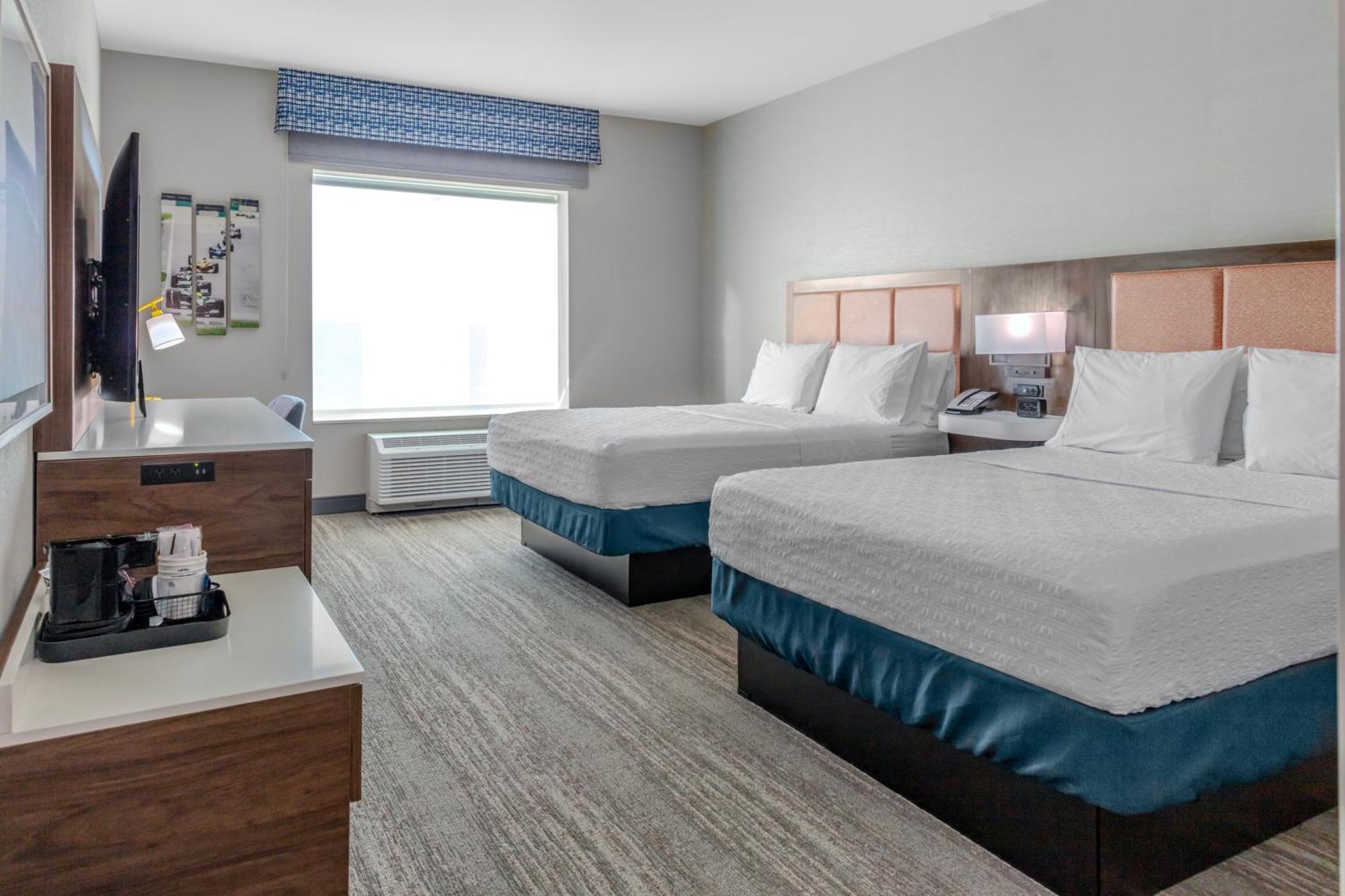 Hampton & West Speedway 3* Indianapolis